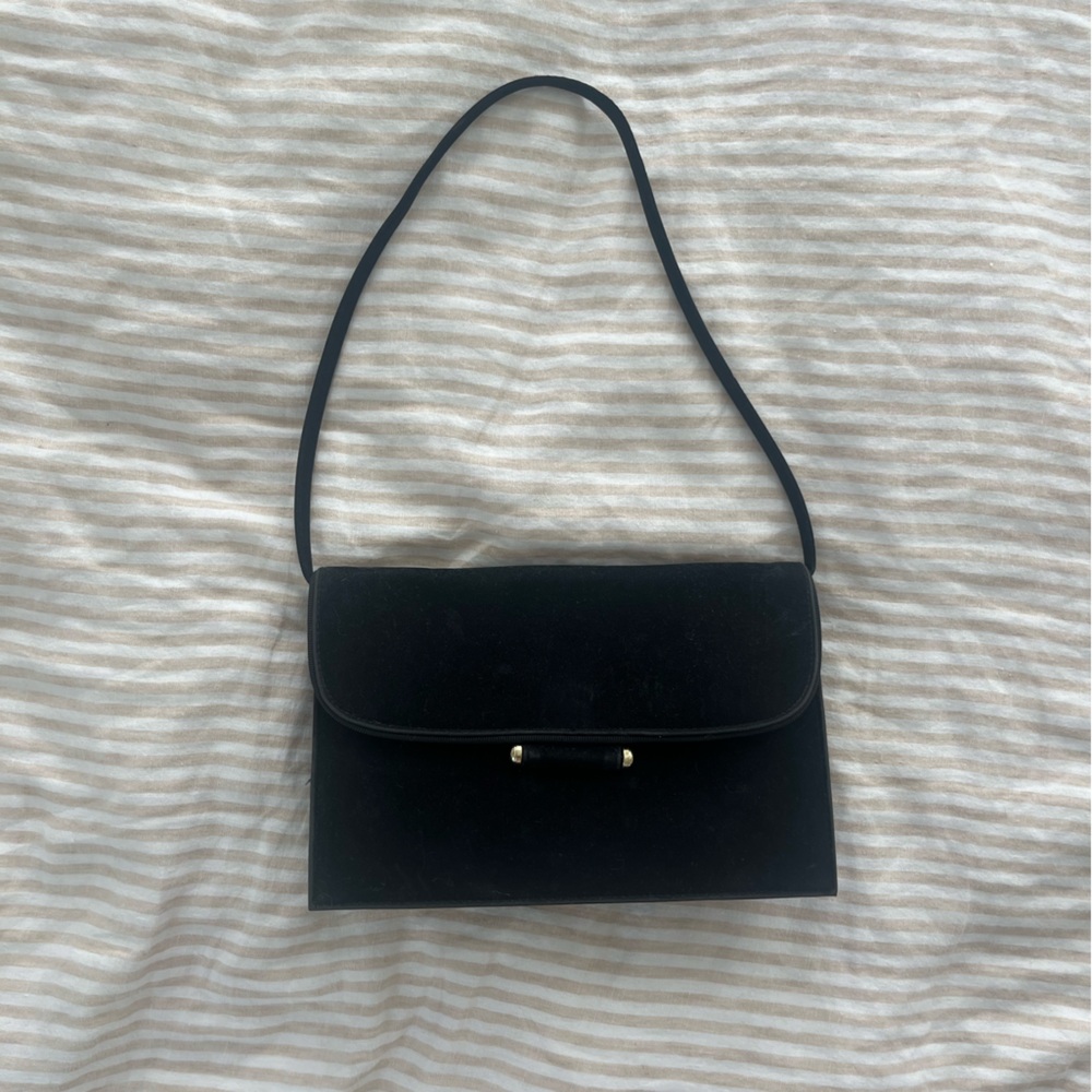 Elegant Black Shoulder Bag